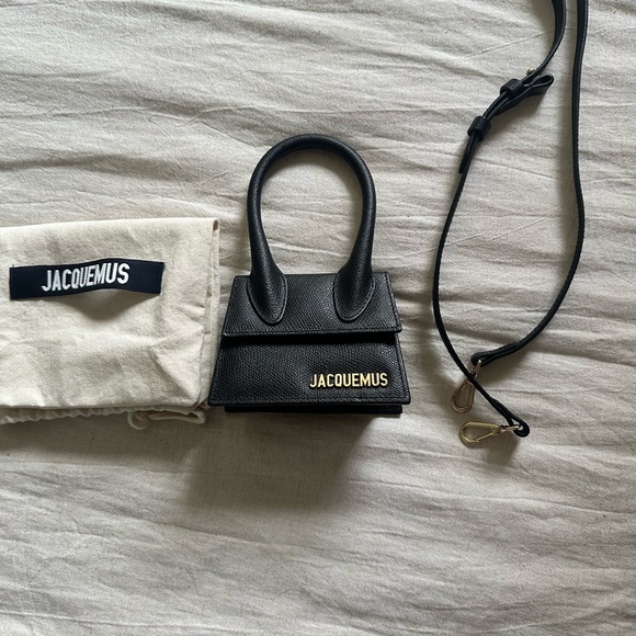 Jacquemus Black Mini Bag with Gold Logo - Picture 3 of 6